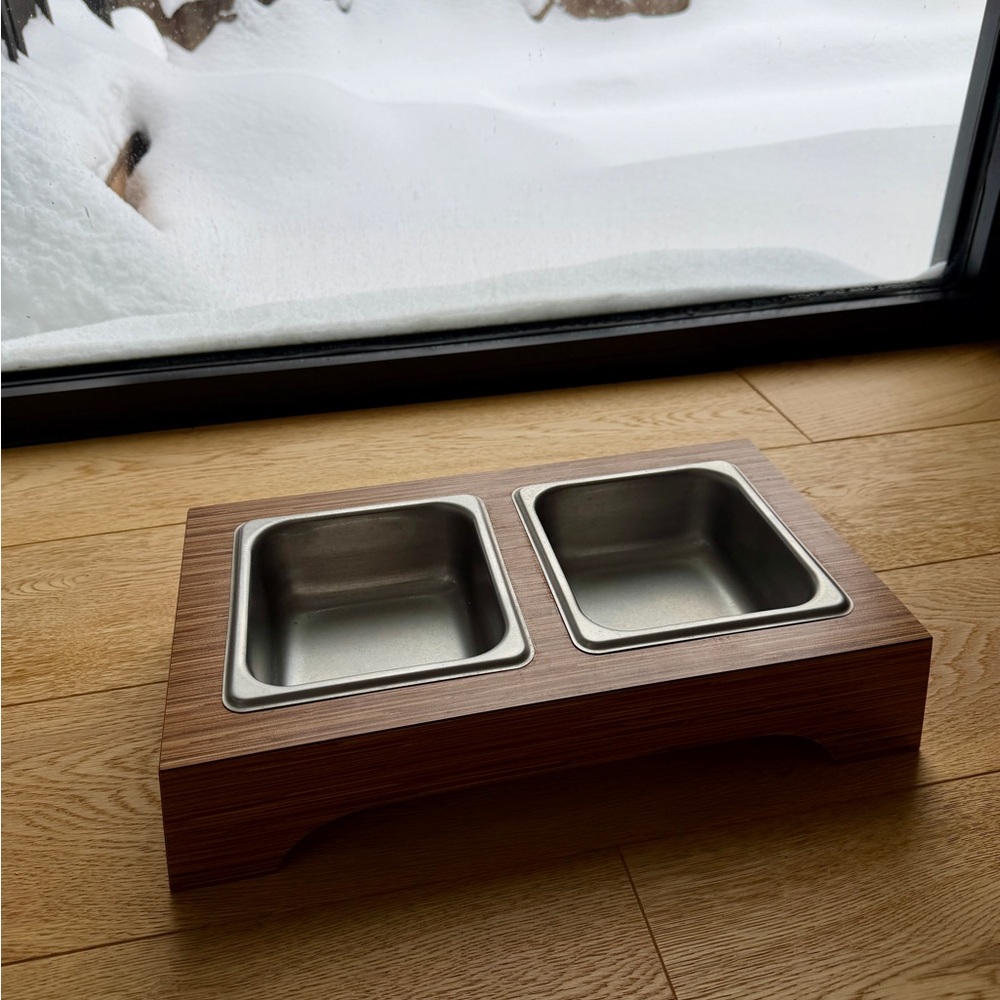 Wooden Elevated Pet Feeding Station with Stainless Steel Bowls